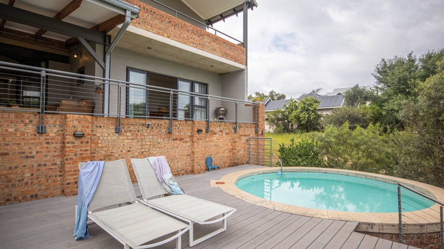 5 Bedroom Property for Sale in The Coves North West